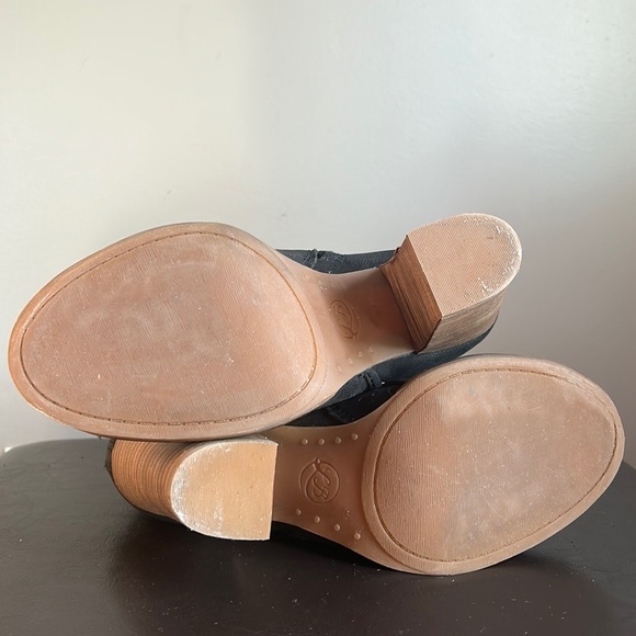 Lucky Brand Lakmeh Leather Peep Toe Heeled Booties - Picture 6 of 12